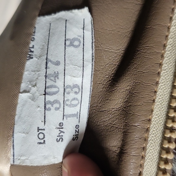 Vintage D'Esprit Faux Fur Coat - Picture 9 of 9